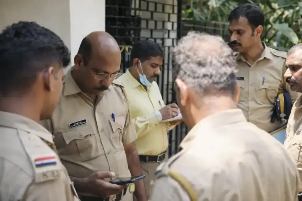 Theft at the house of a cyber security expert in Kozhikode